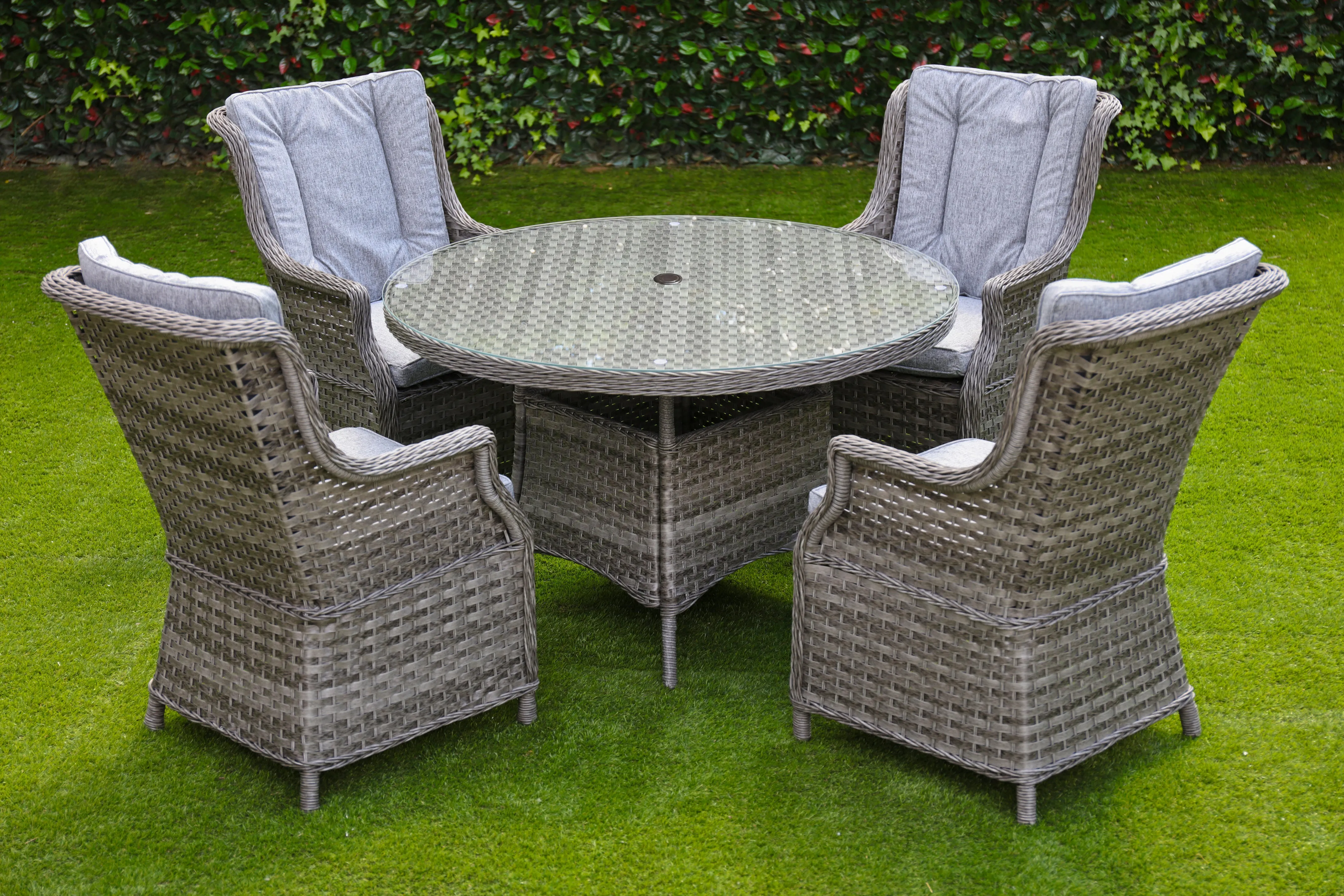 Hatherton Rattan-  4 or 6 Seater- Glass Top Round Dining Set - Grey or Natural